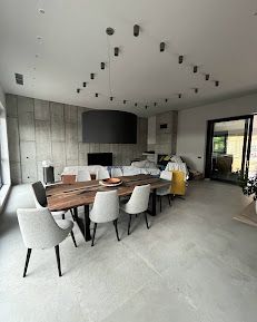 place-image-gallery-4