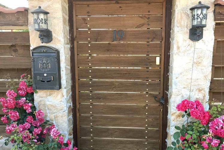 place-image-gallery-1