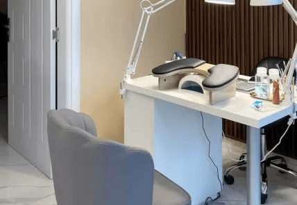 vibe-beauty-studio-sofiya-hladilnika-gallery-image-main