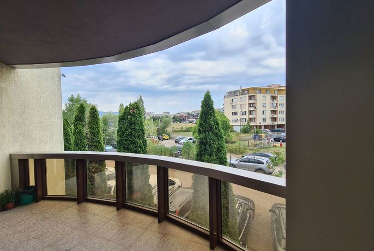 place-image-gallery-9