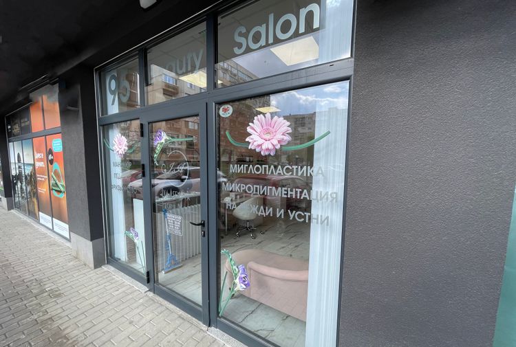 place-image-gallery-0