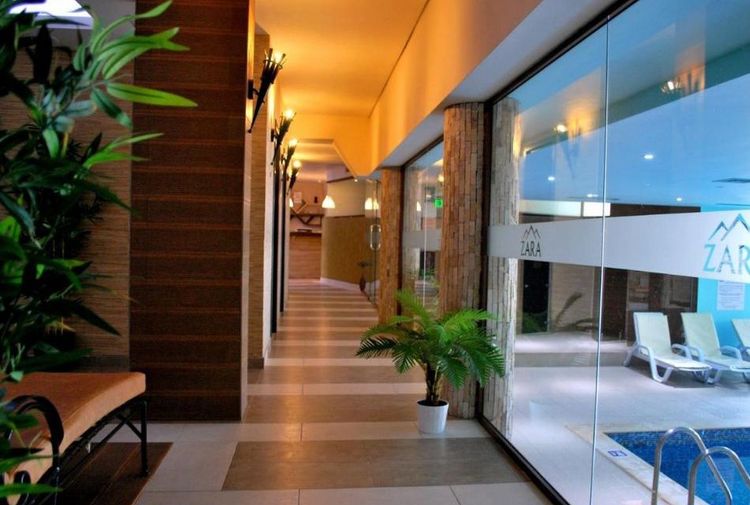 place-image-gallery-0