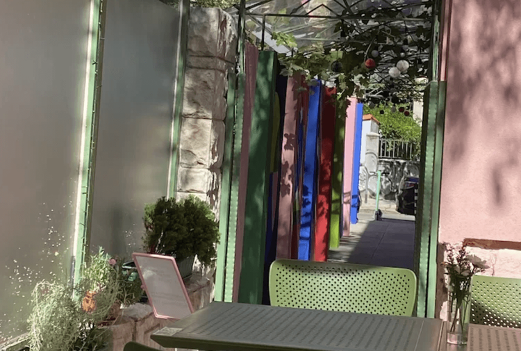 place-image-gallery-0