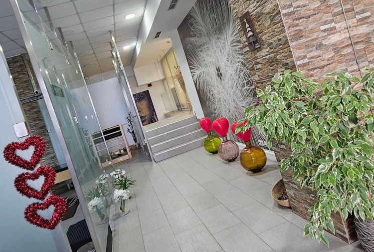 place-image-gallery-1