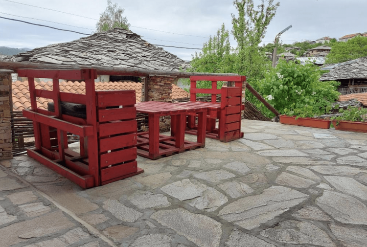 place-image-gallery-2