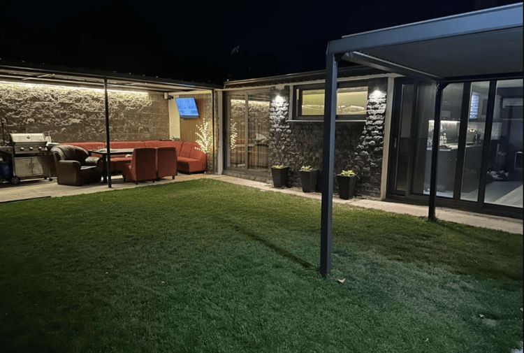 place-image-gallery-2