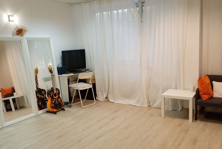place-image-gallery-2