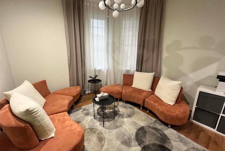 place-image-gallery-2