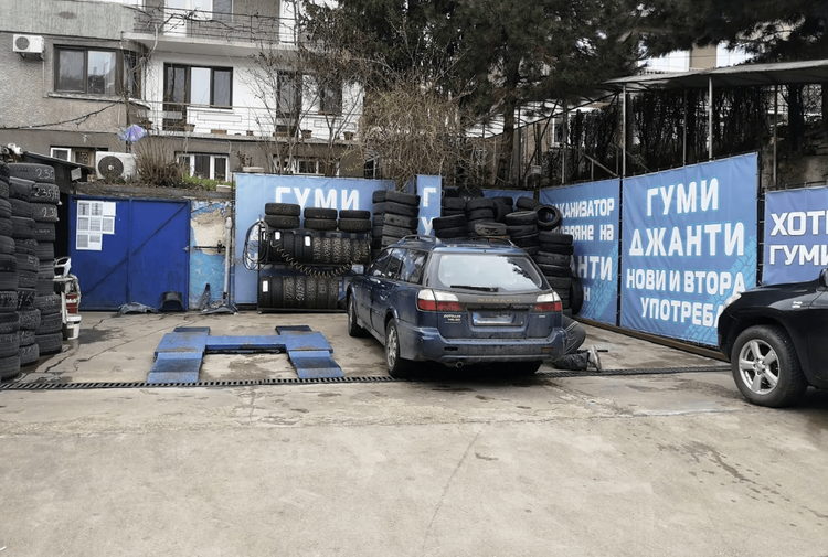 place-image-gallery-3