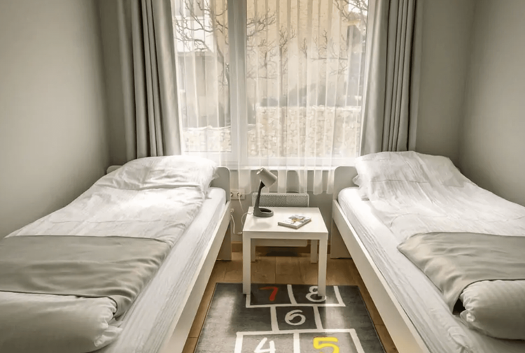 place-image-gallery-4