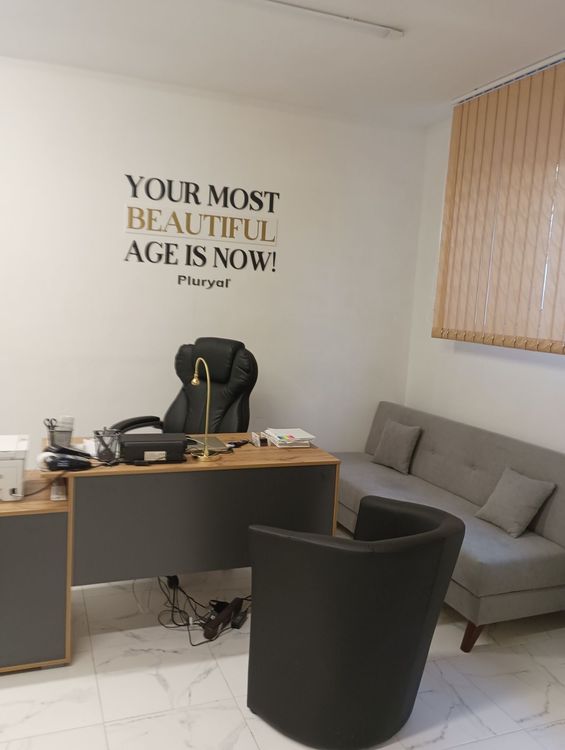place-image-gallery-2