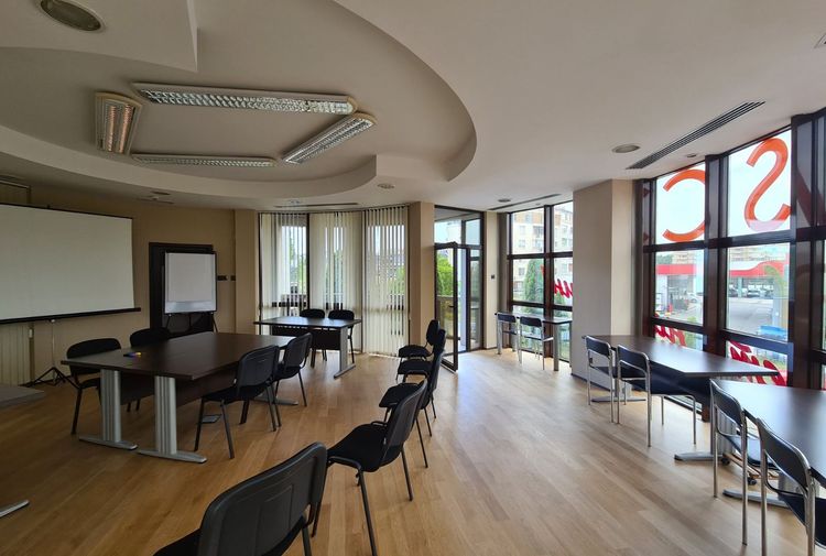 place-image-gallery-4