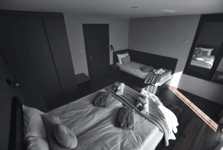 place-image-gallery-6