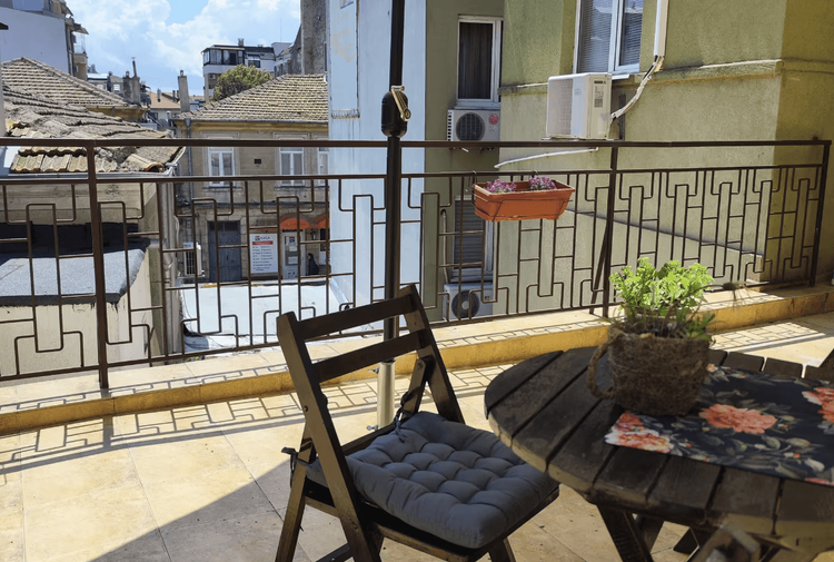 place-image-gallery-8