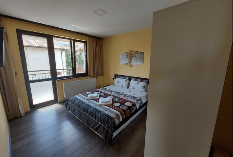 place-image-gallery-8