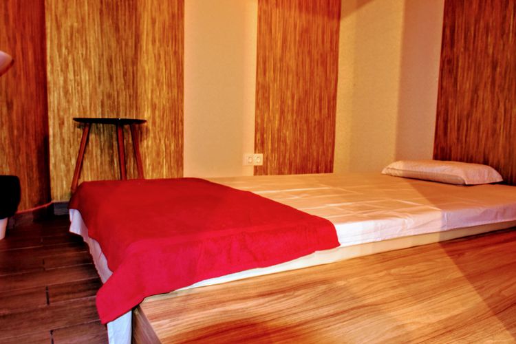 place-image-gallery-2