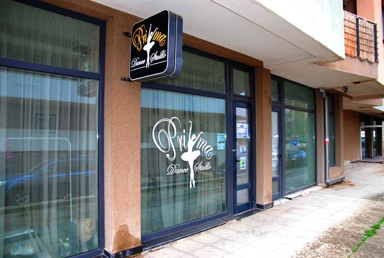place-image-gallery-1