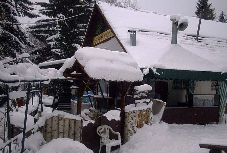 place-image-gallery-1