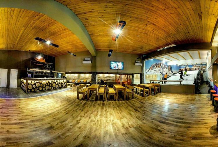 place-image-gallery-0
