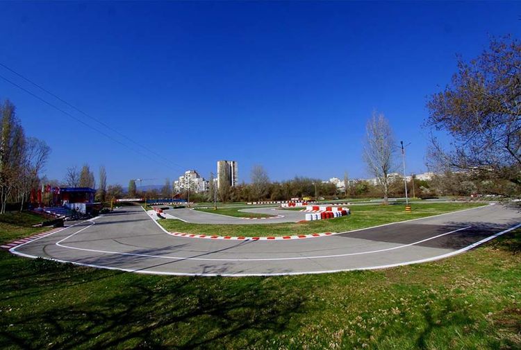 place-image-gallery-2