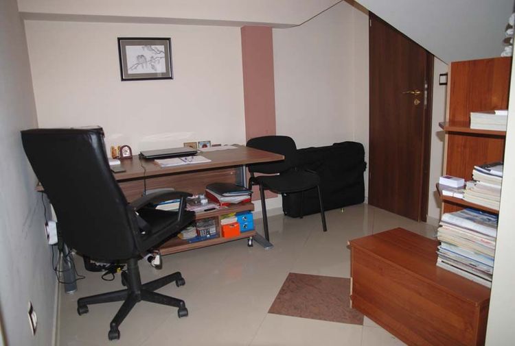 place-image-gallery-3