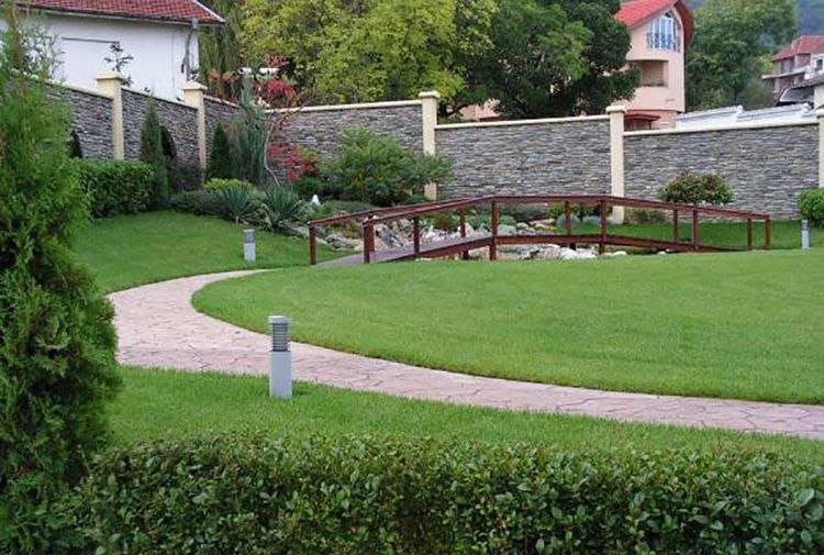place-image-gallery-1