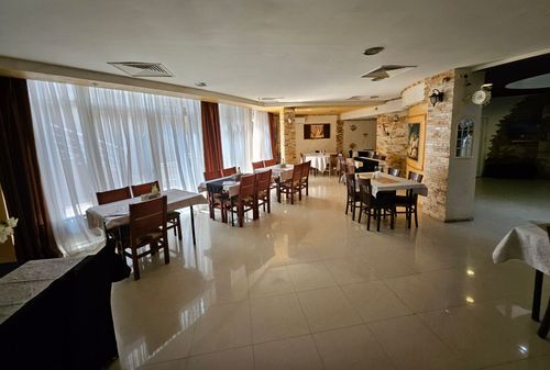 place-image-gallery-6