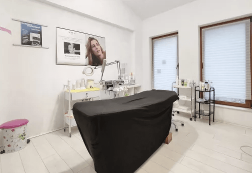 centur-i-aesthetic-room-jawell-sofiya-centur-gallery-image-main