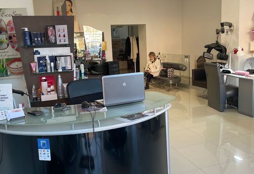 salon-za-krasota-zhensko-tsarstvo-tsentar-gallery-image-main