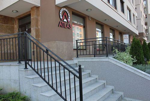 place-image-gallery-1